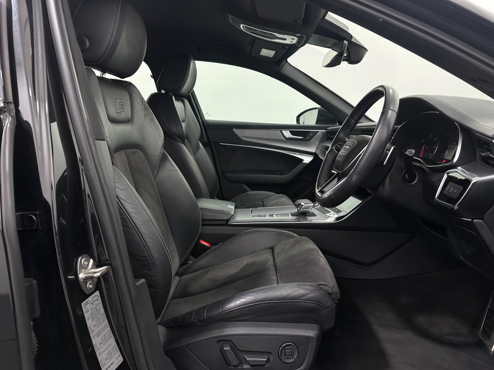 Audi A6 Avant view 31