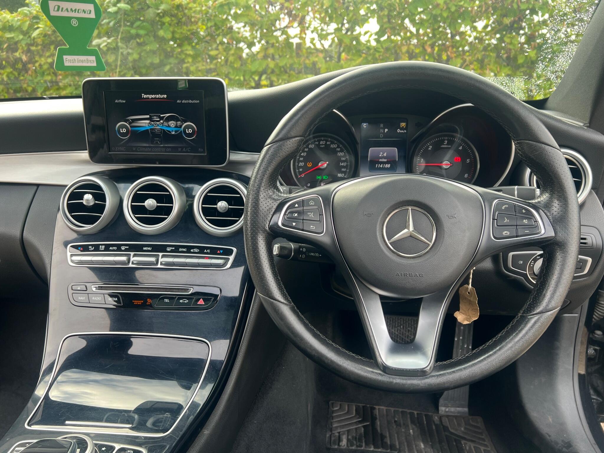 Mercedes-Benz C-Class view 34