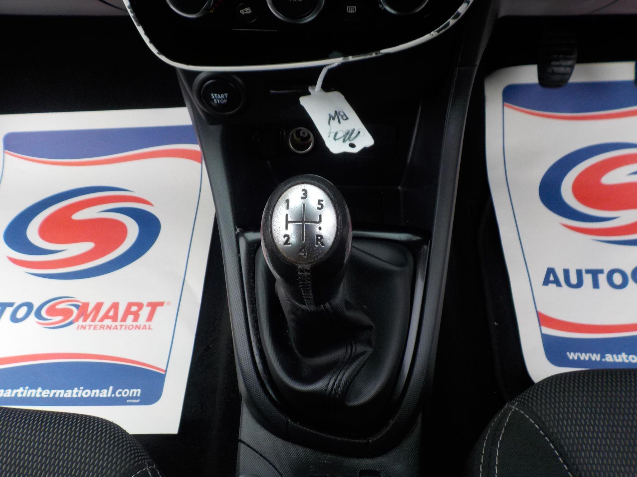 Renault Clio 1.2 16V Dynamique MediaNav Euro 5 5dr