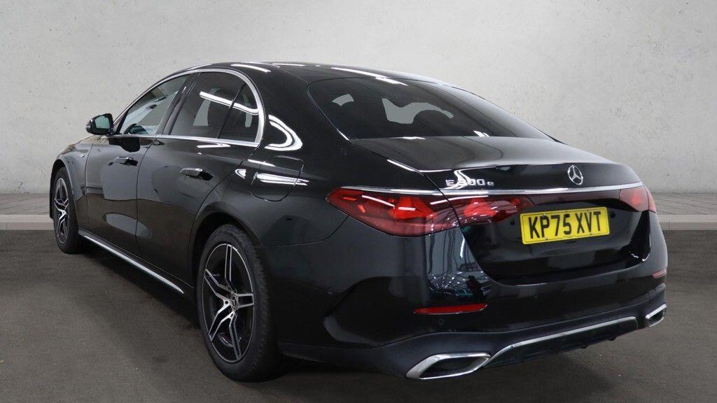Mercedes-Benz E-Class view 5