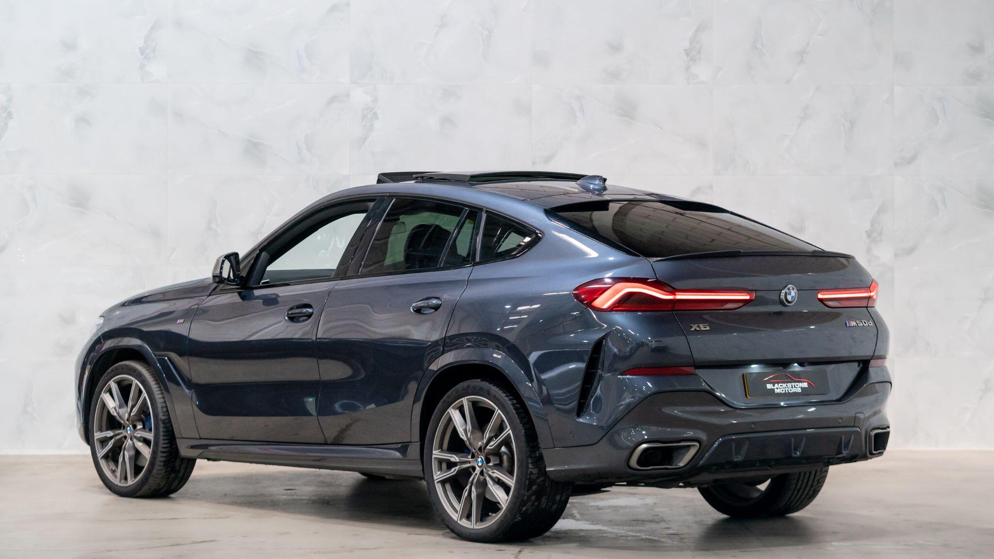 BMW X6 view 5