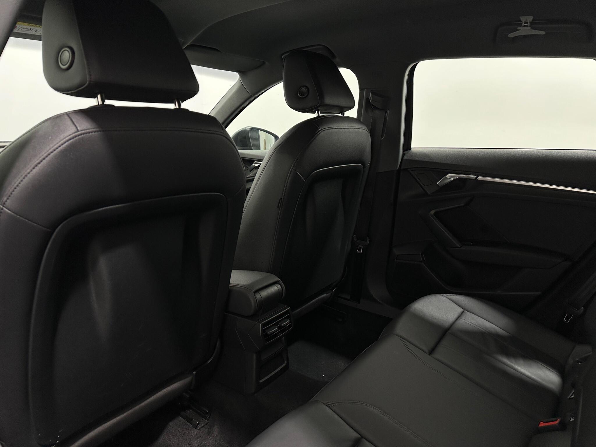 Audi A3 view 37