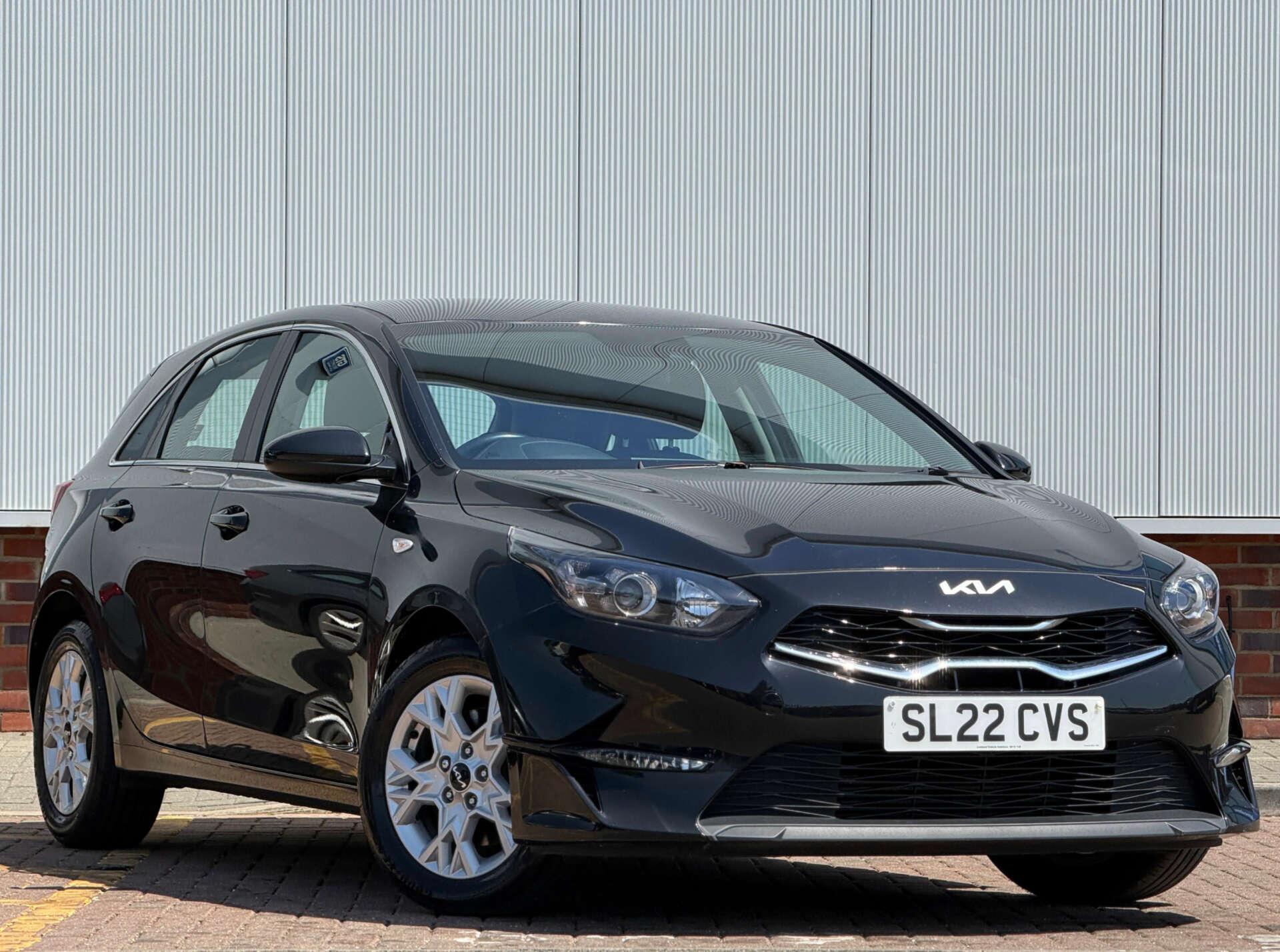 Kia Ceed main image