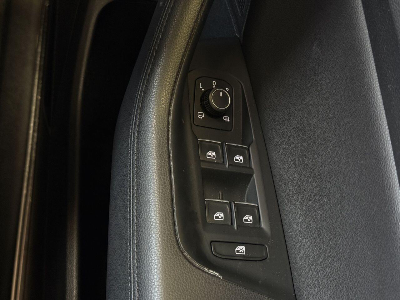 Volkswagen Passat view 46