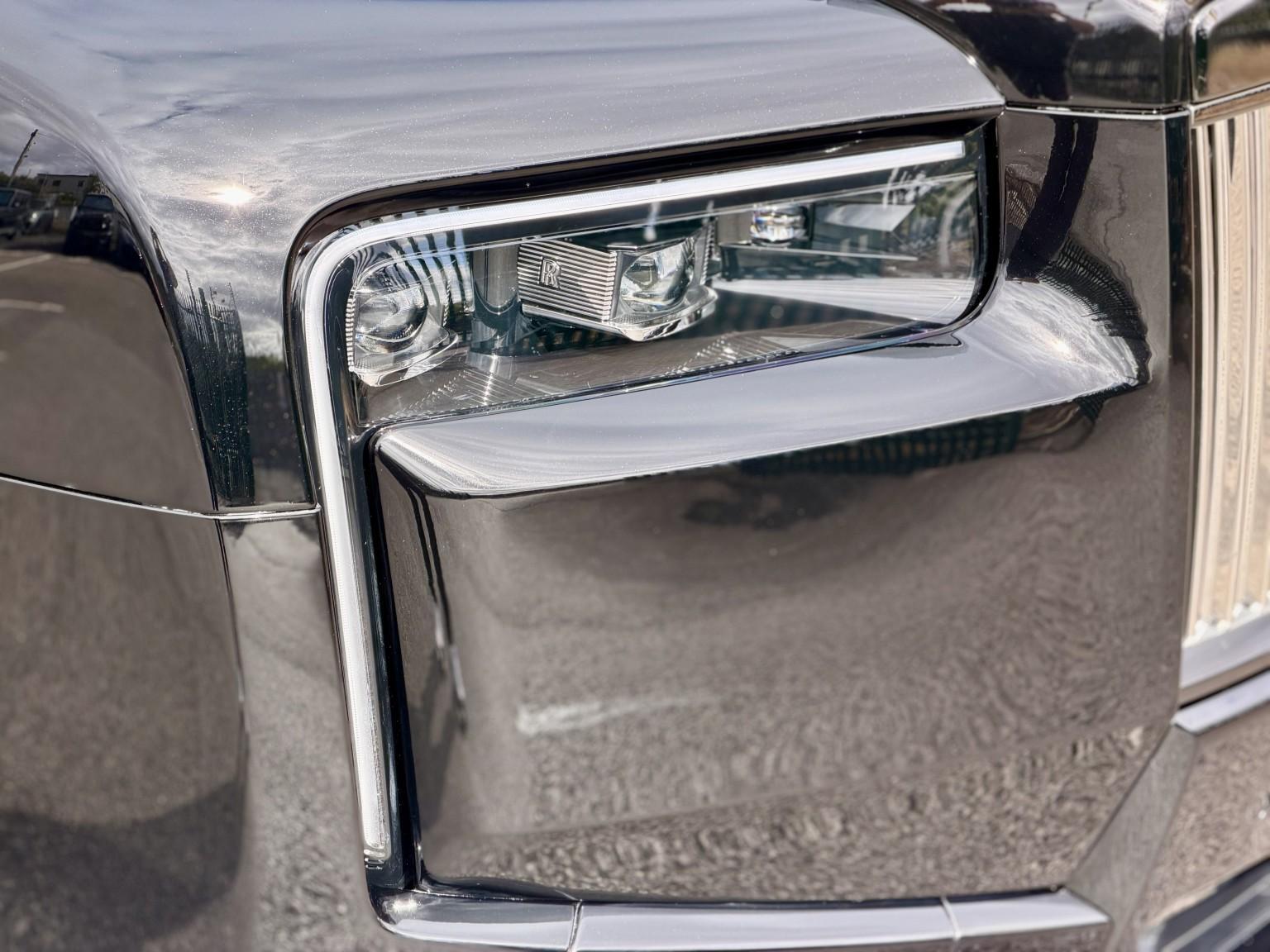 Rolls-Royce Cullinan view 16