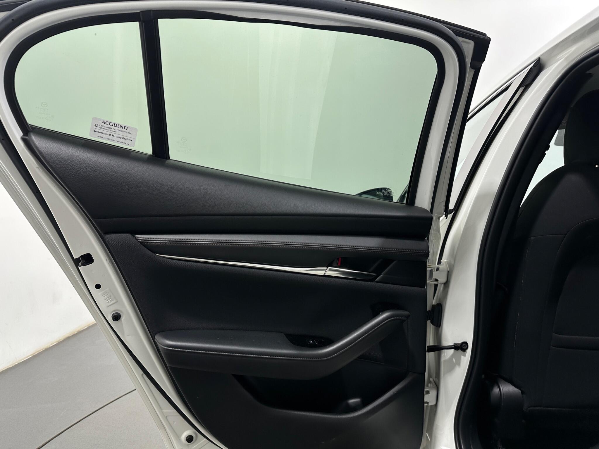 Mazda Mazda3 view 39