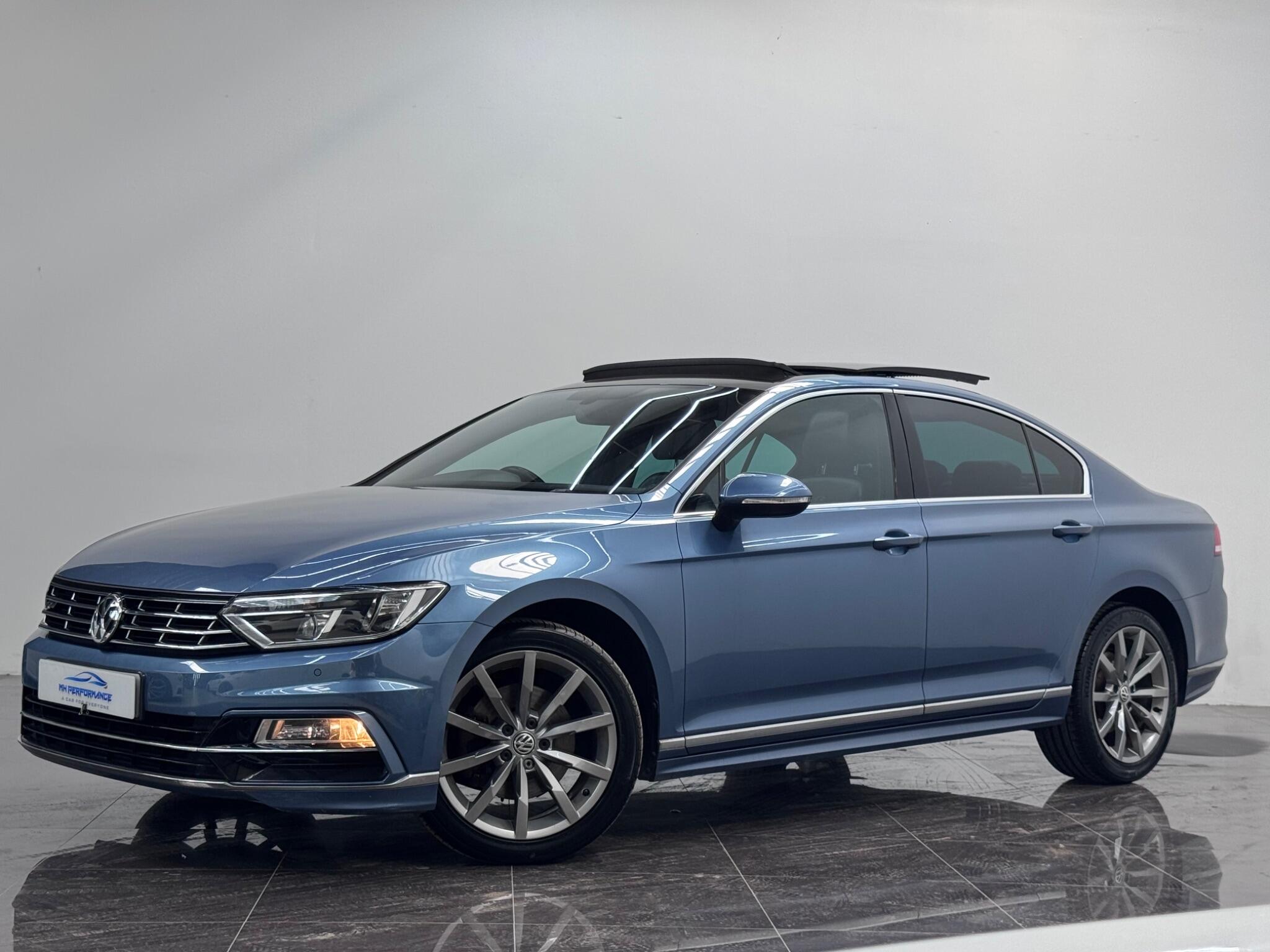 Volkswagen Passat view 14