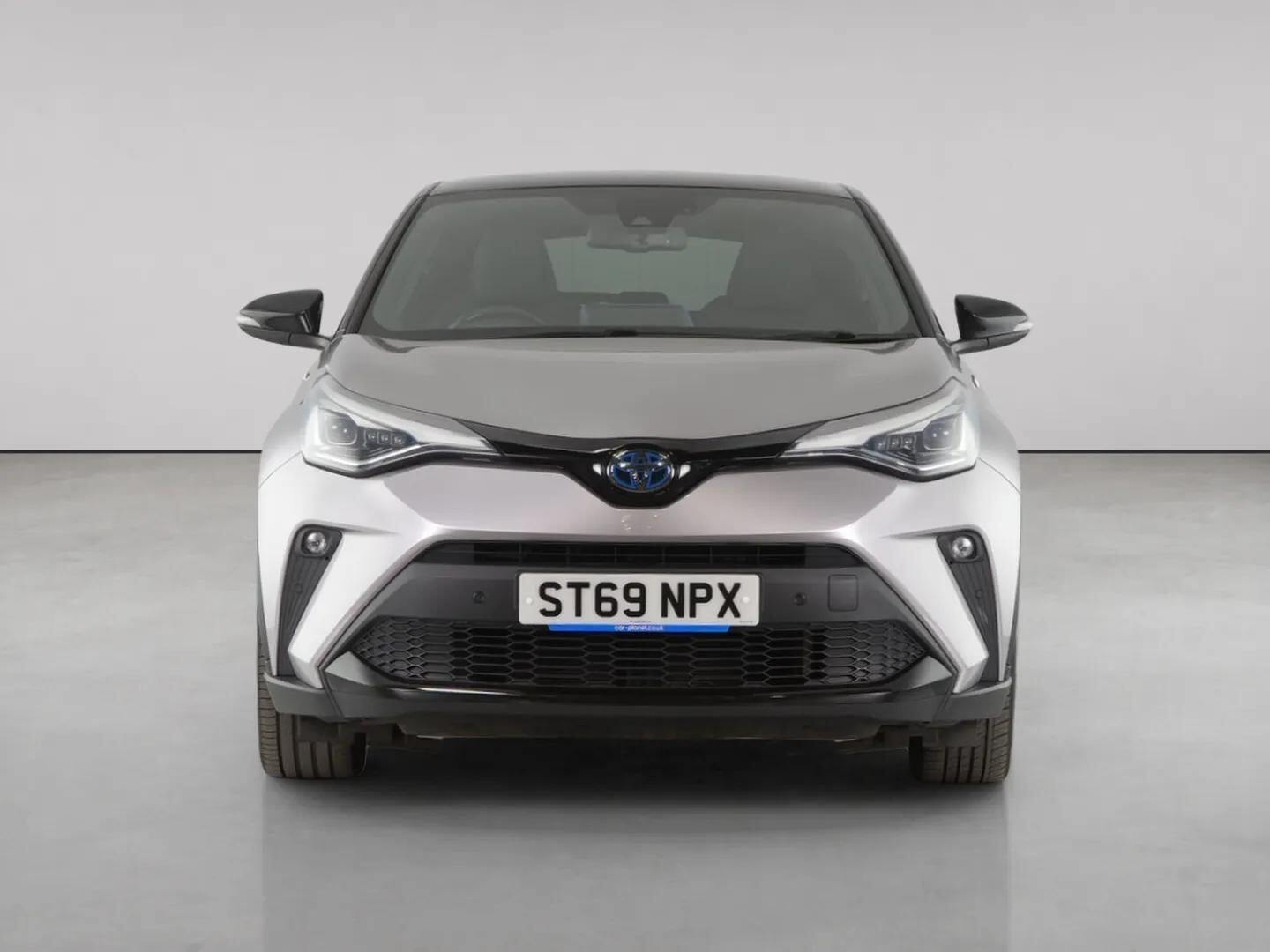 Toyota C-HR view 5