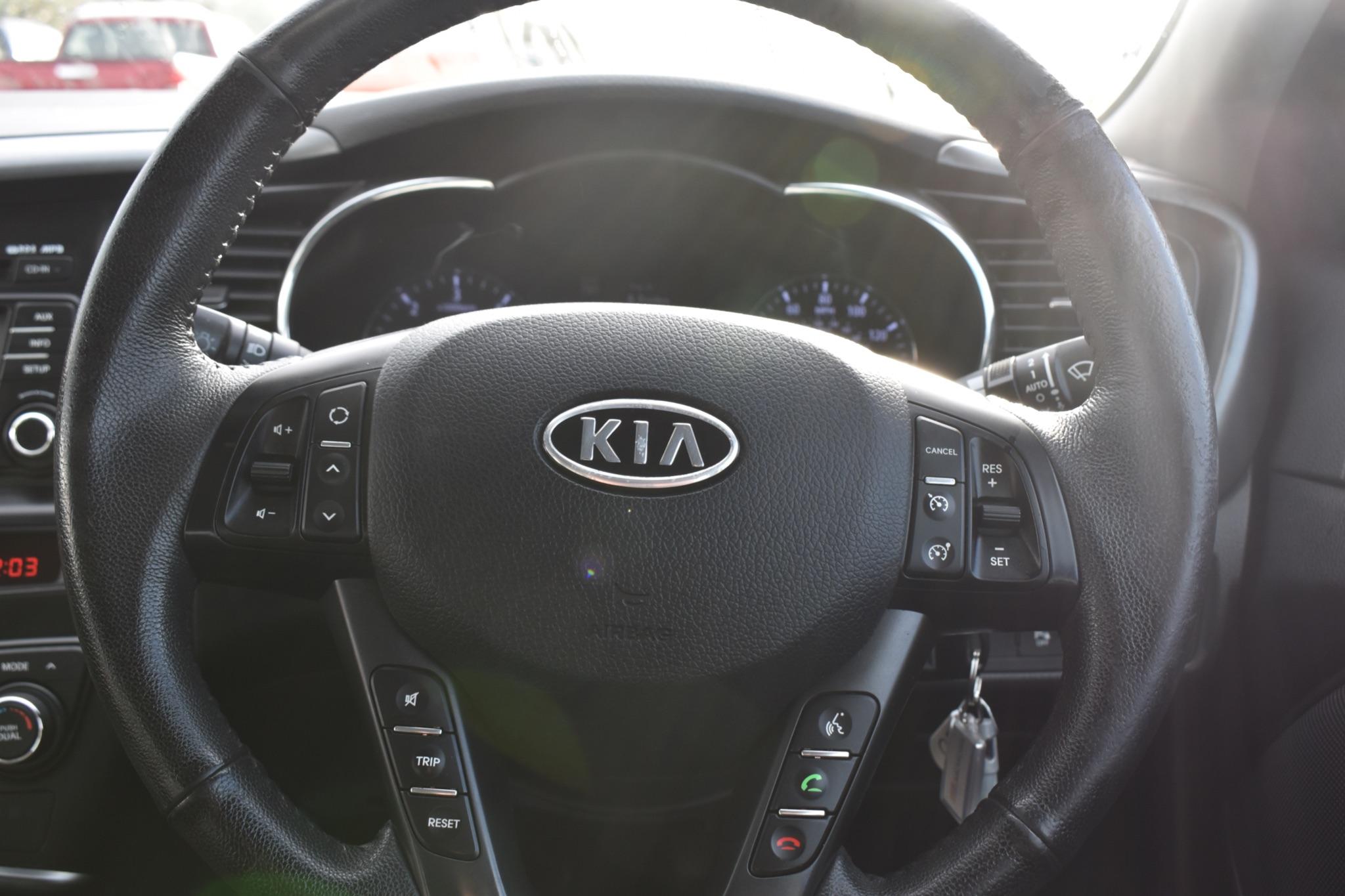 Optima - 1.6 CRDi 2 Euro 6 (s/s) 4dr - Image 10