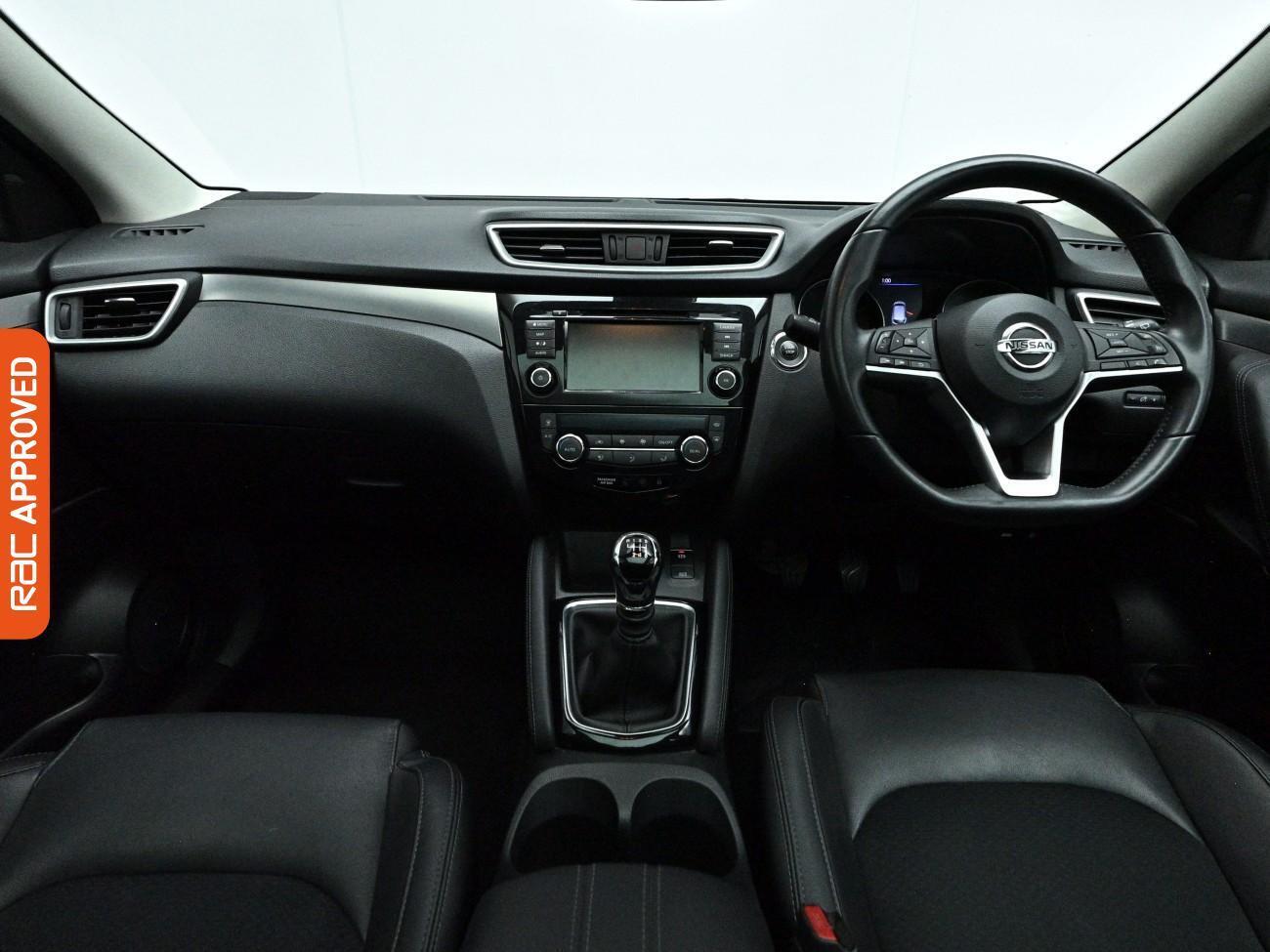 Nissan Qashqai view 2