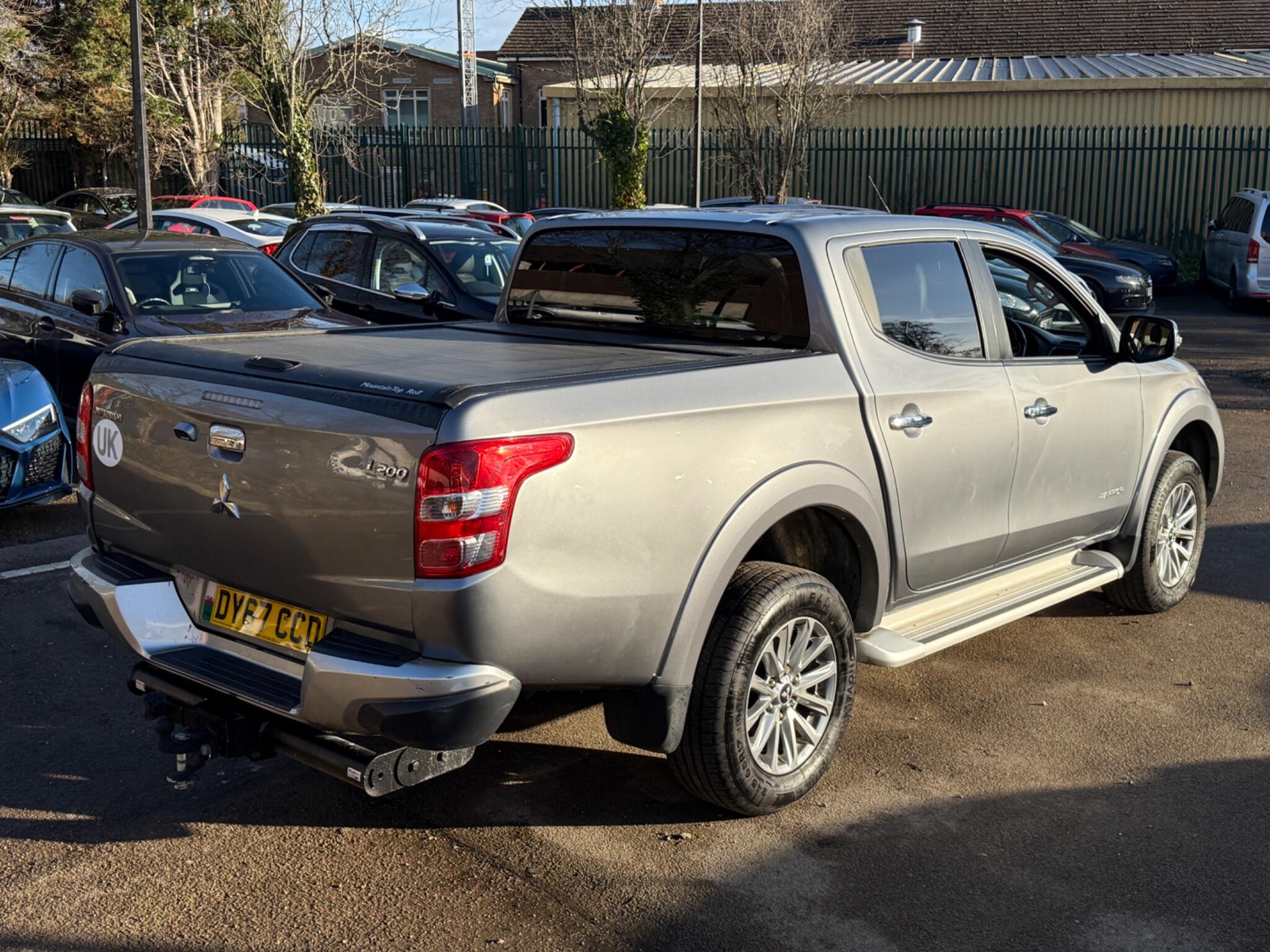 Mitsubishi L200 - Image 19