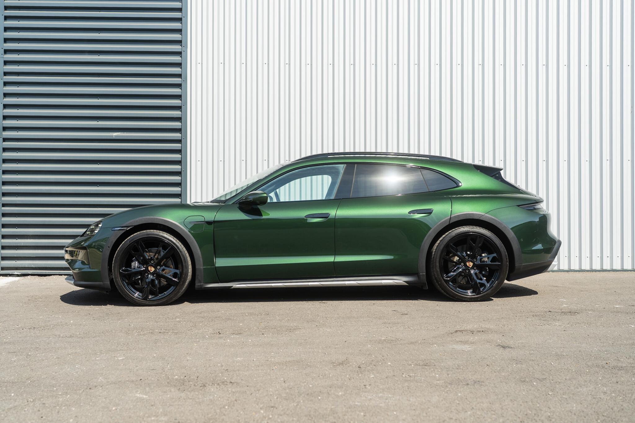 Porsche Taycan view 4