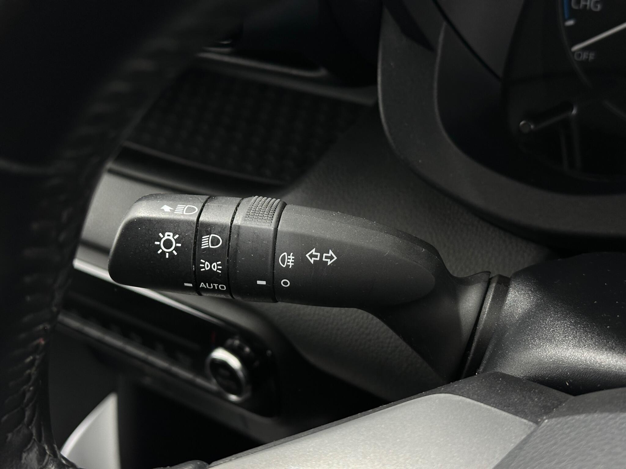 Toyota Yaris view 14