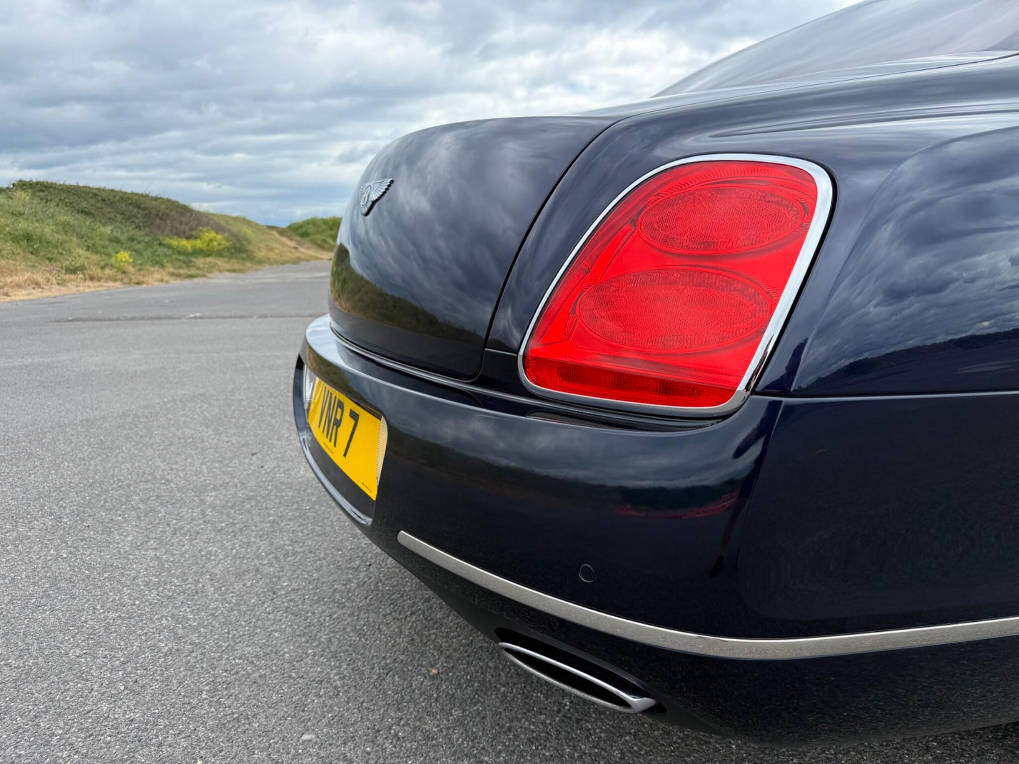 Bentley Continental view 92