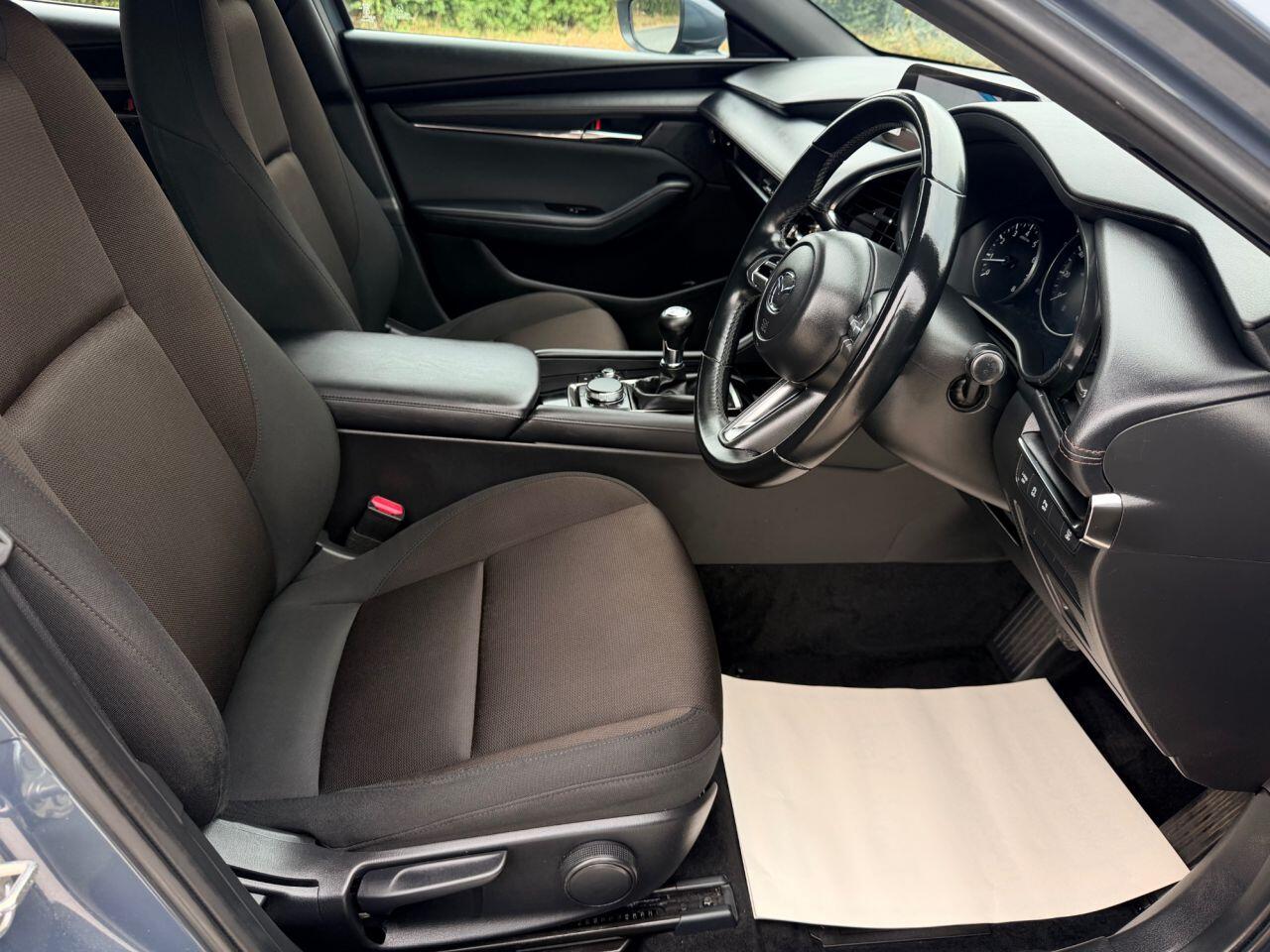 Mazda Mazda3 view 20