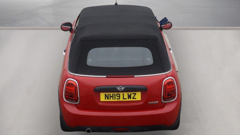 Mini Convertible view 16