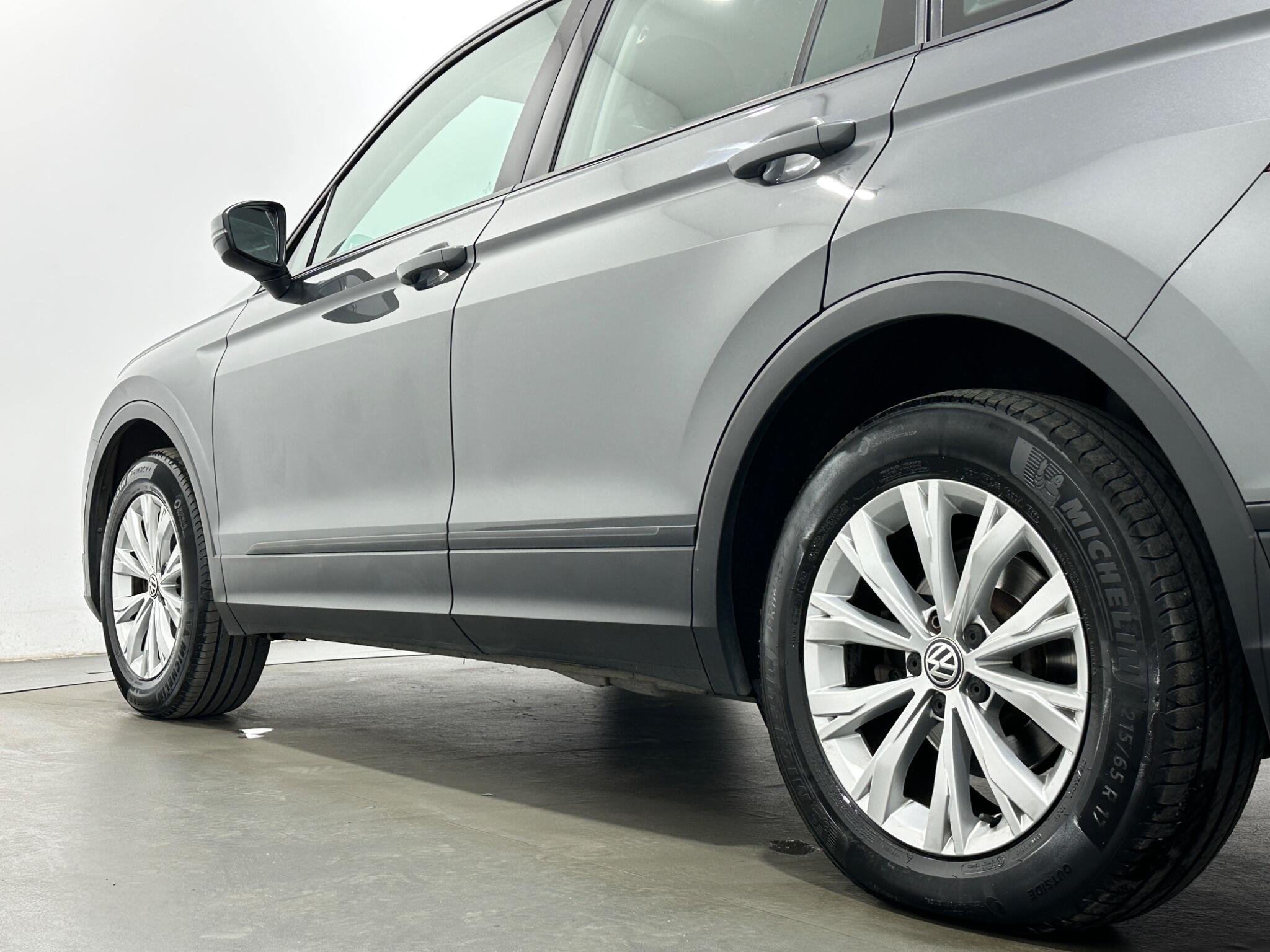 Volkswagen Tiguan view 44