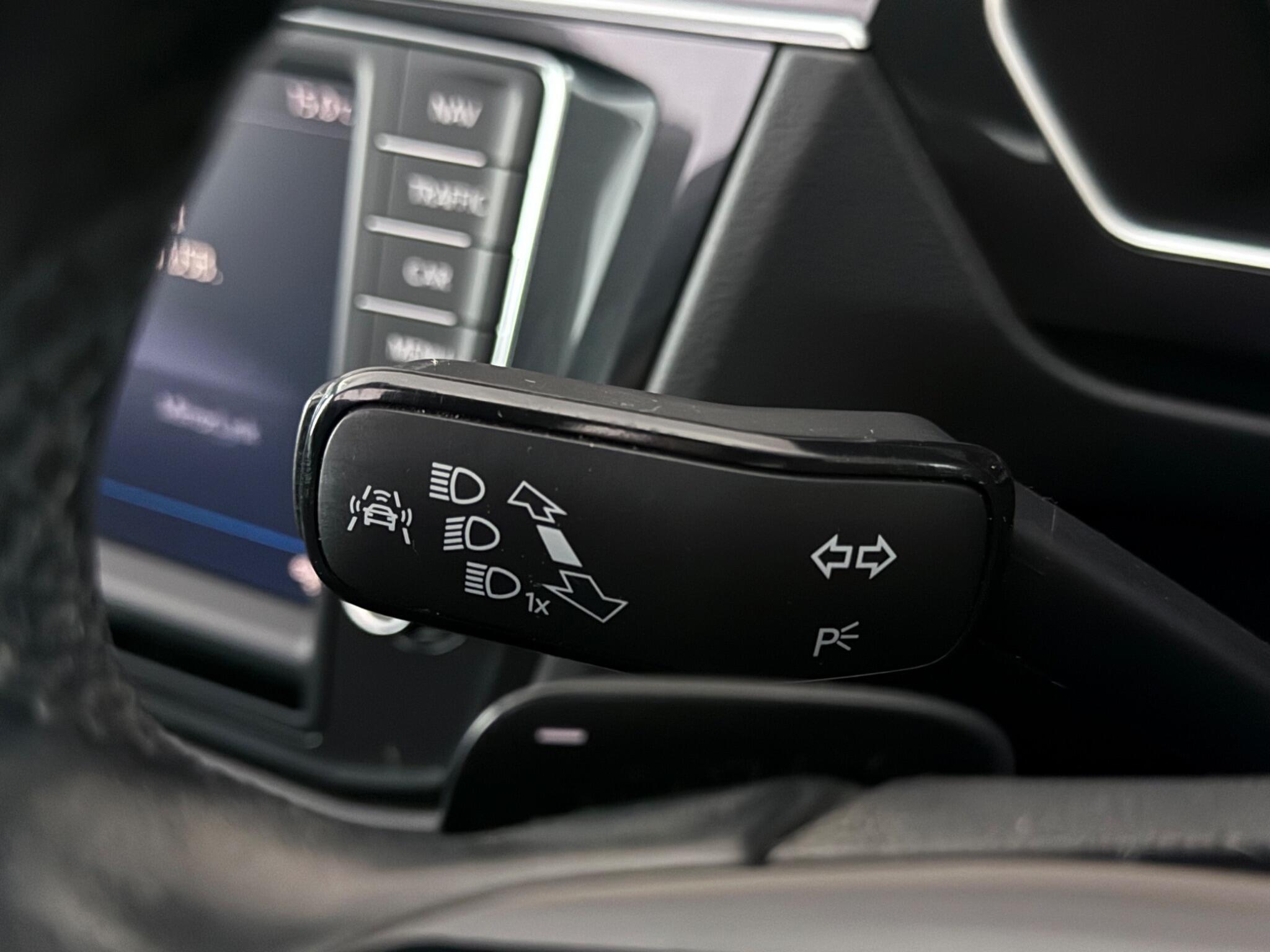 Volkswagen Tiguan view 16