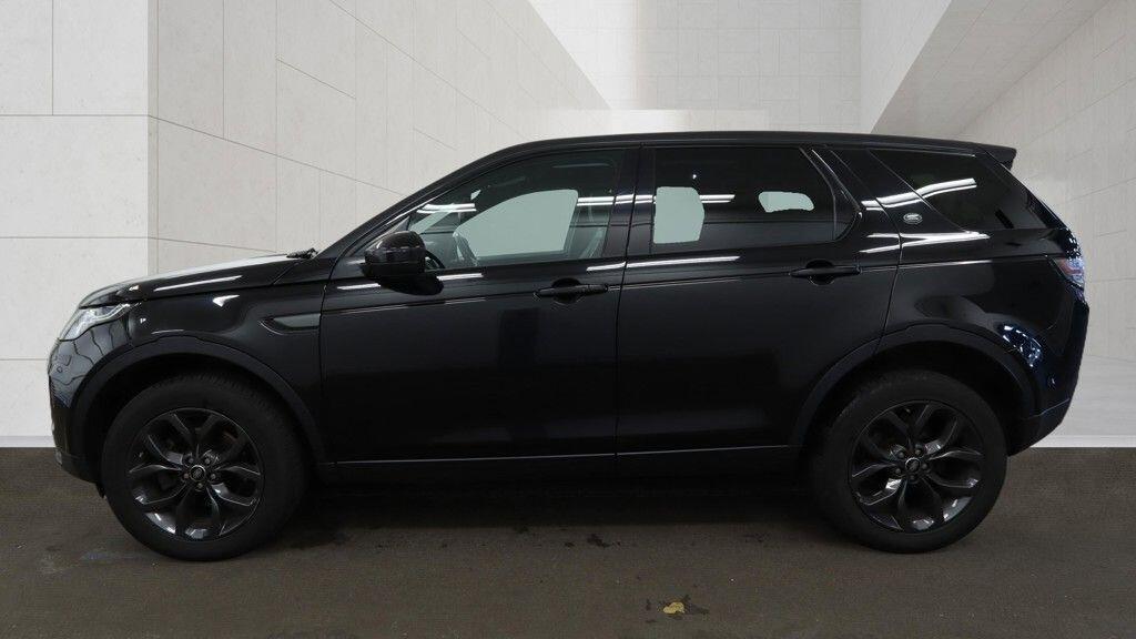 Land Rover Discovery Sport view 9