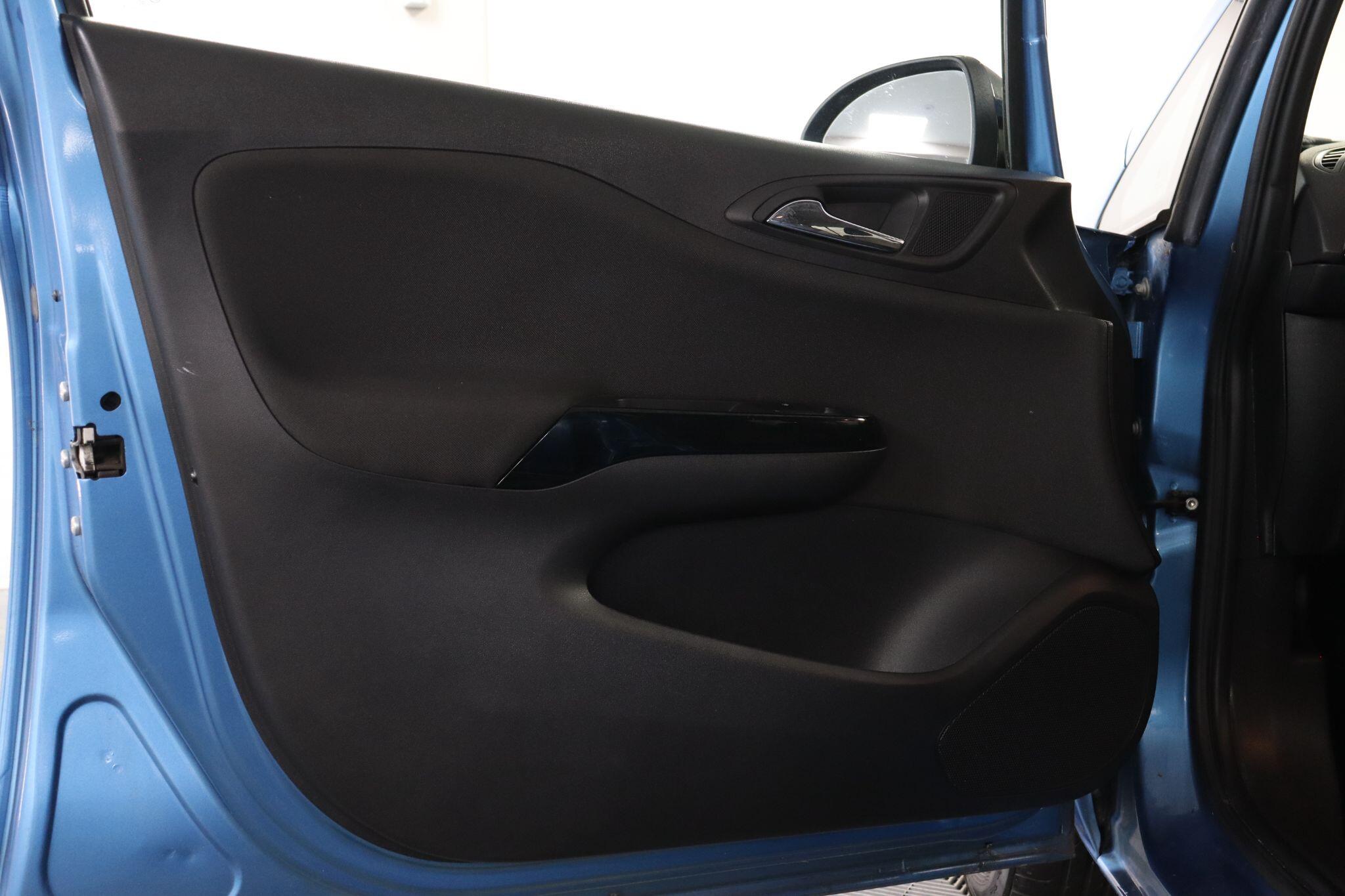Vauxhall Corsa view 40
