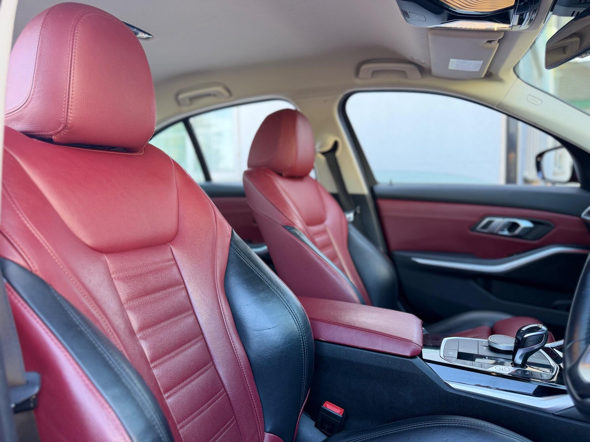 BMW 3 Series view 17