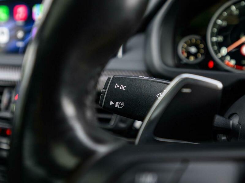 BMW X6 view 28