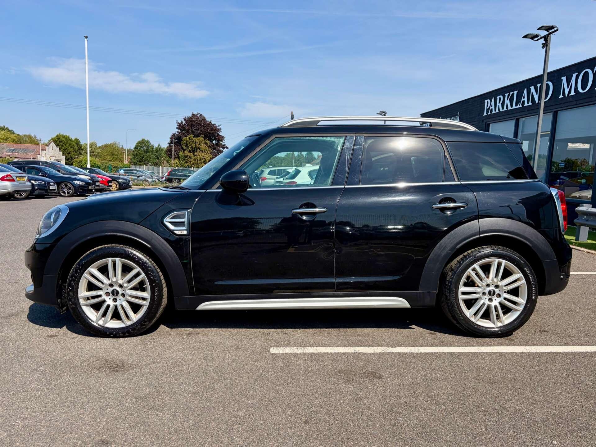 Mini Countryman view 5