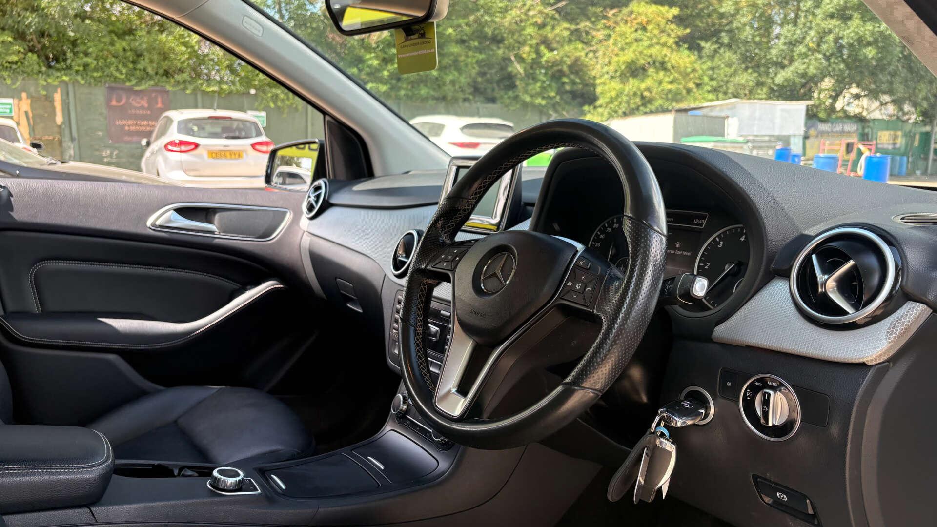 Mercedes-Benz B-Class view 7