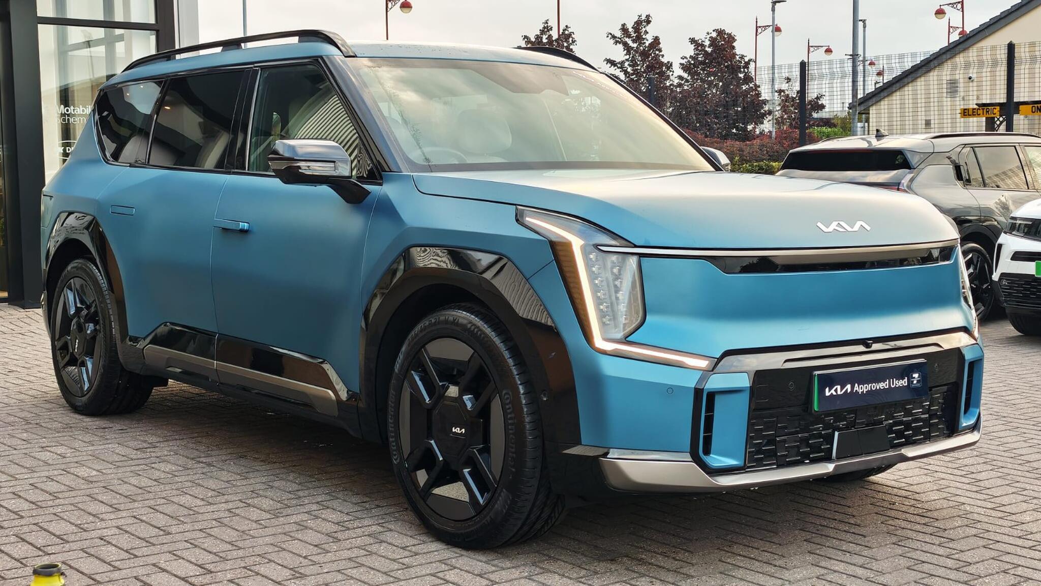 Kia Ev9 view 11