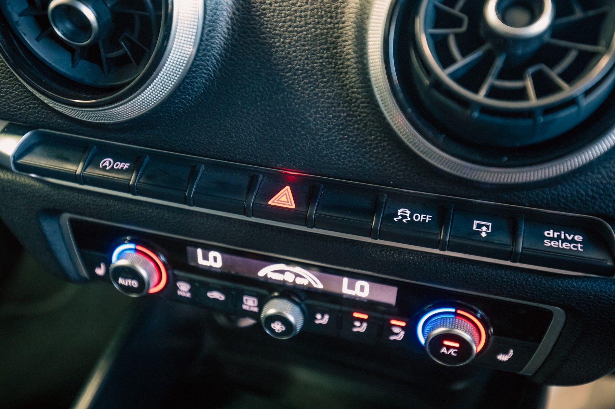 Audi S3 view 19