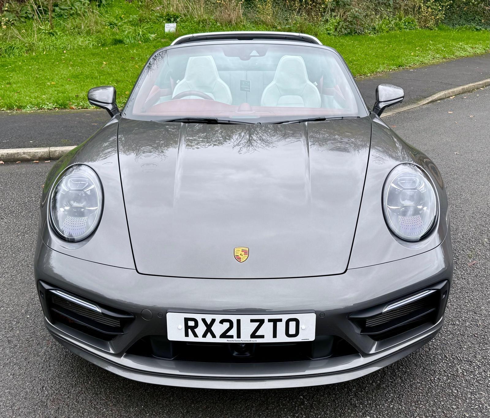 Porsche 911 view 82