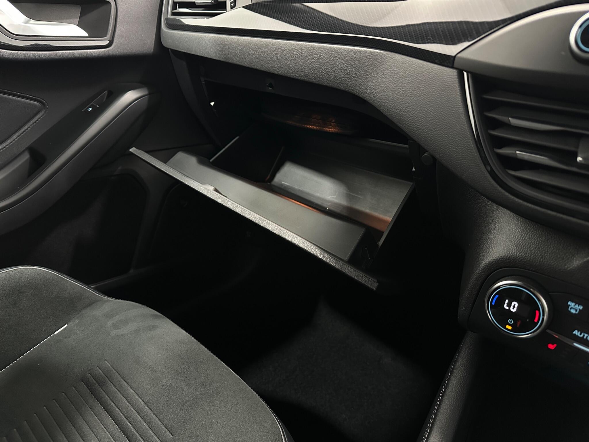 Ford Focus view 27