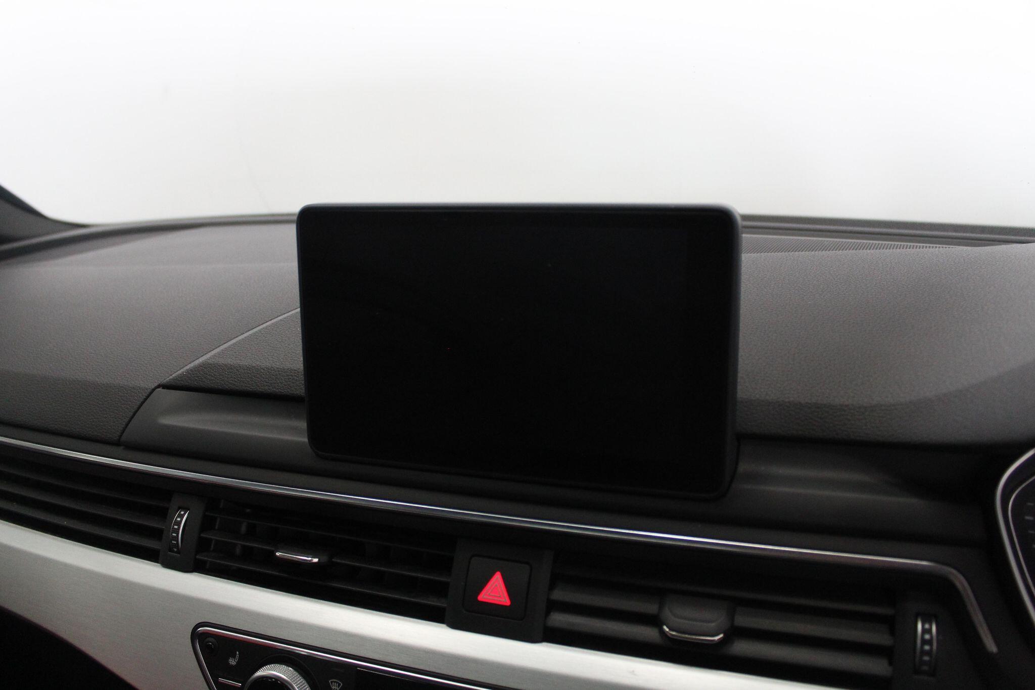 Audi A4 view 39