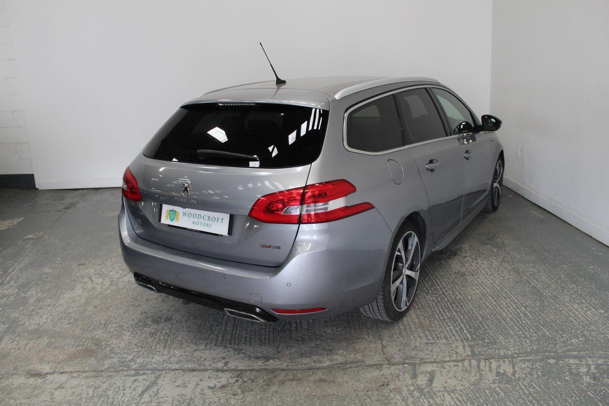 Peugeot 308 view 8