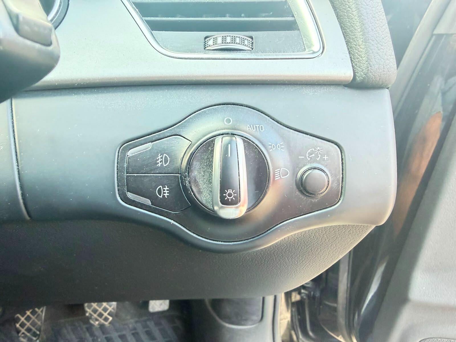 Audi A4 view 23