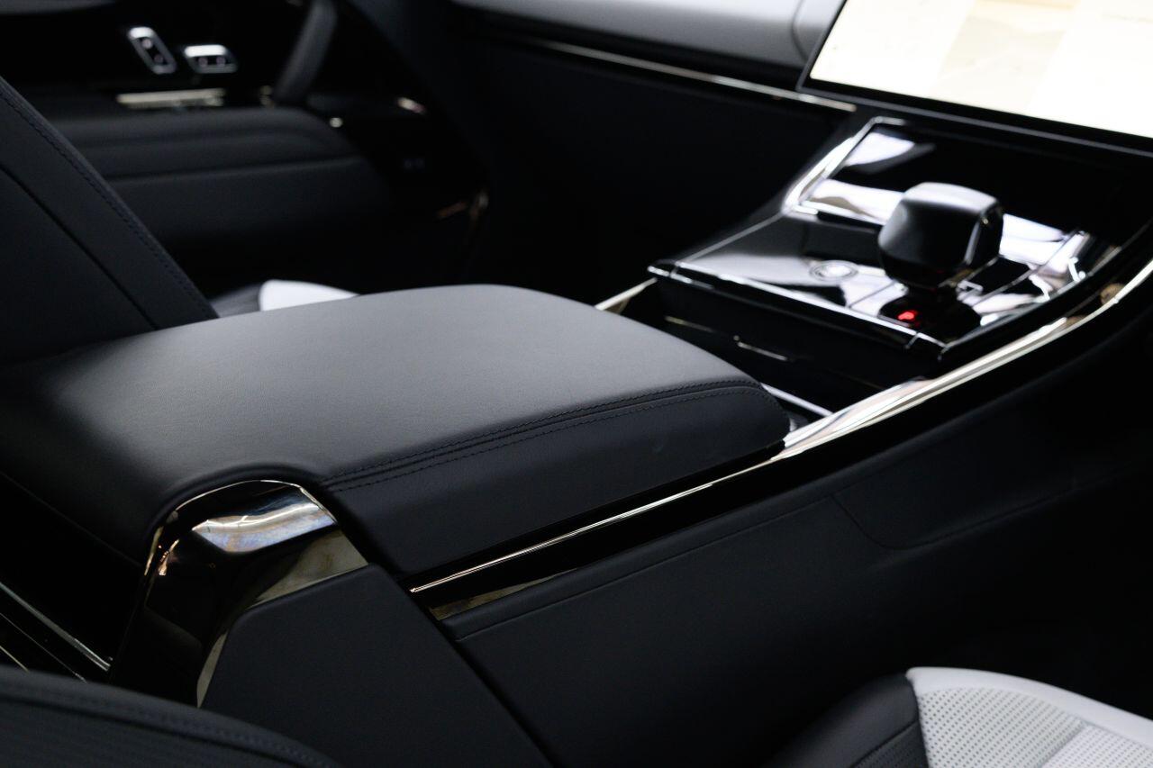 Land Rover Range Rover Sport view 62