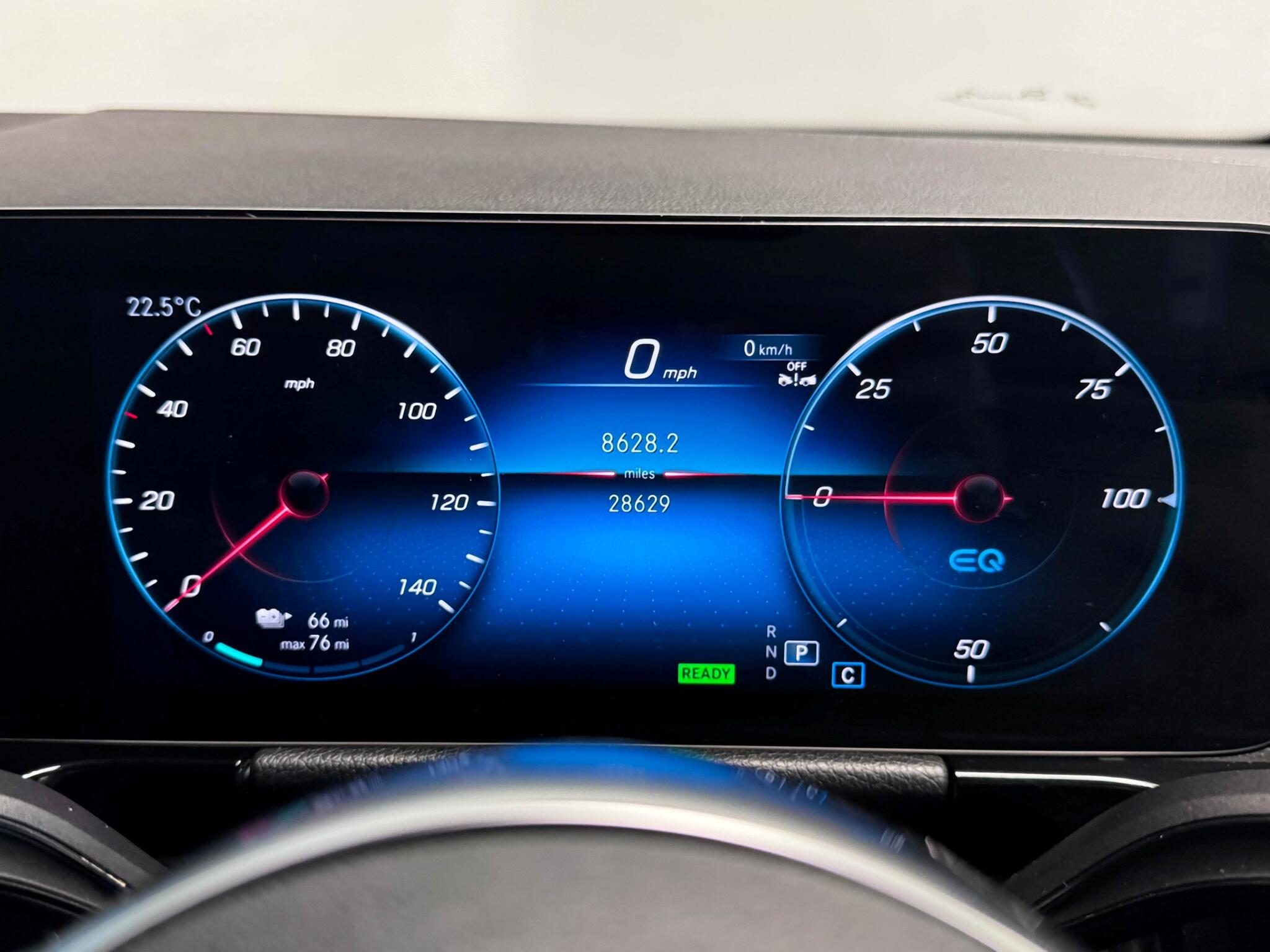 Mercedes-Benz Eqa view 12