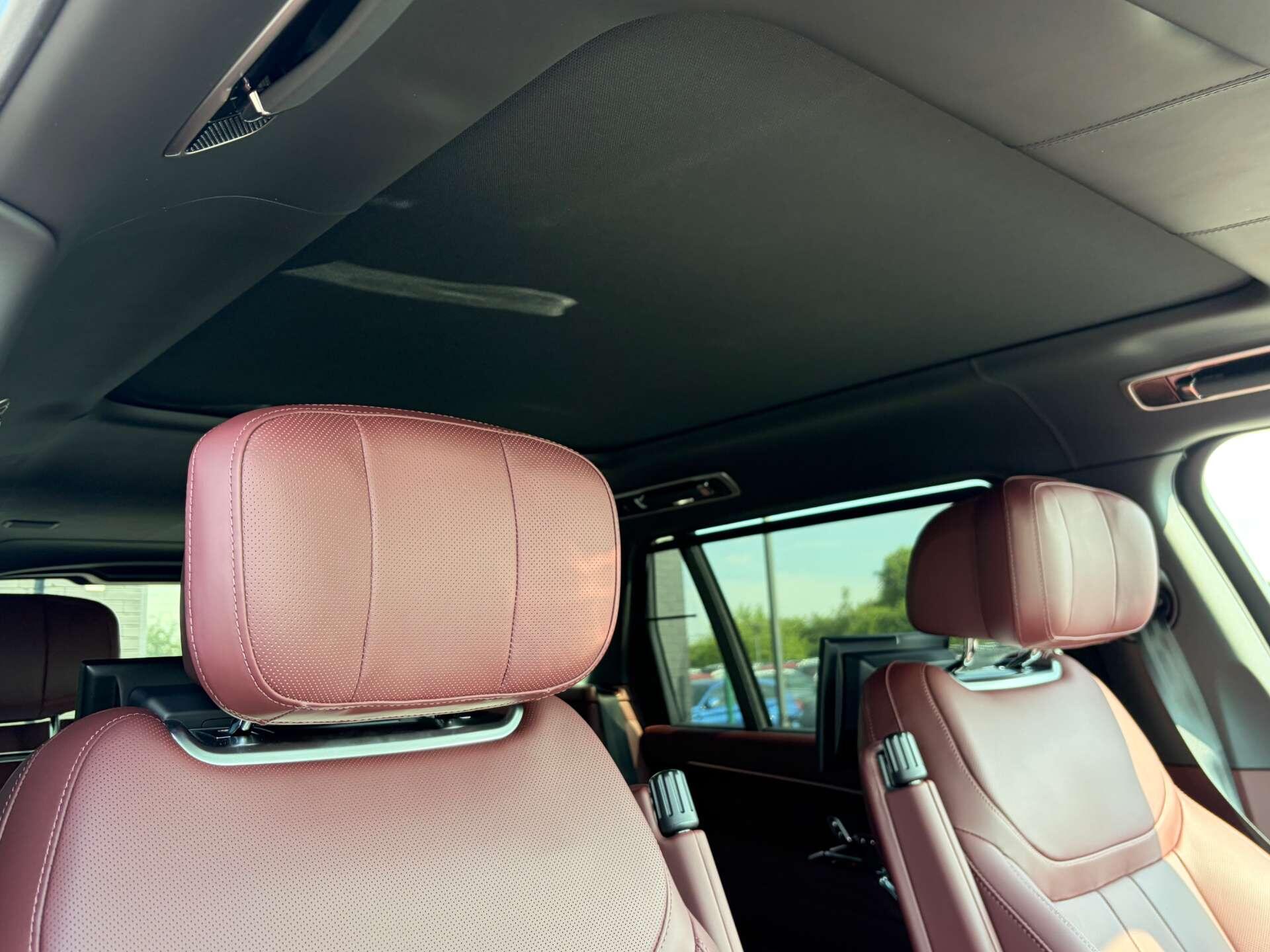 Land Rover Range Rover view 52