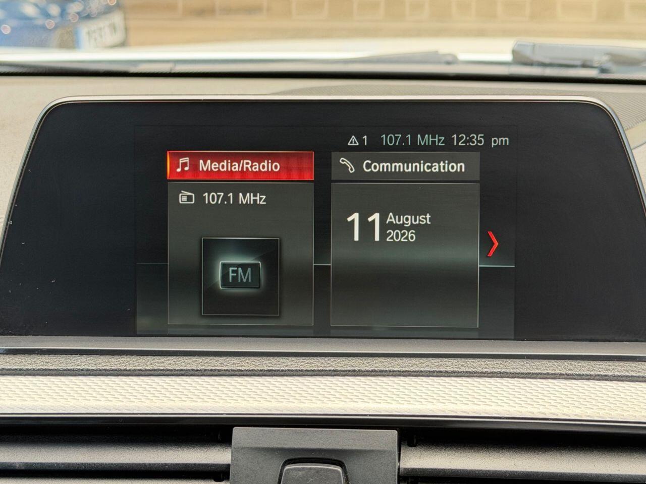 BMW 1 Series view 38