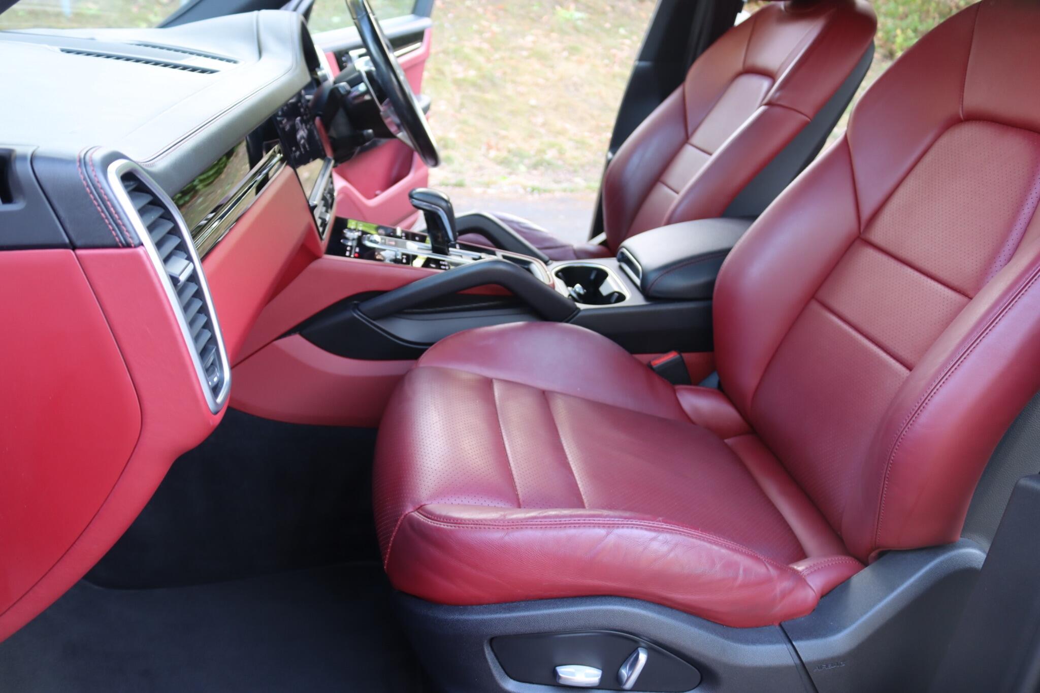 Porsche Cayenne view 6