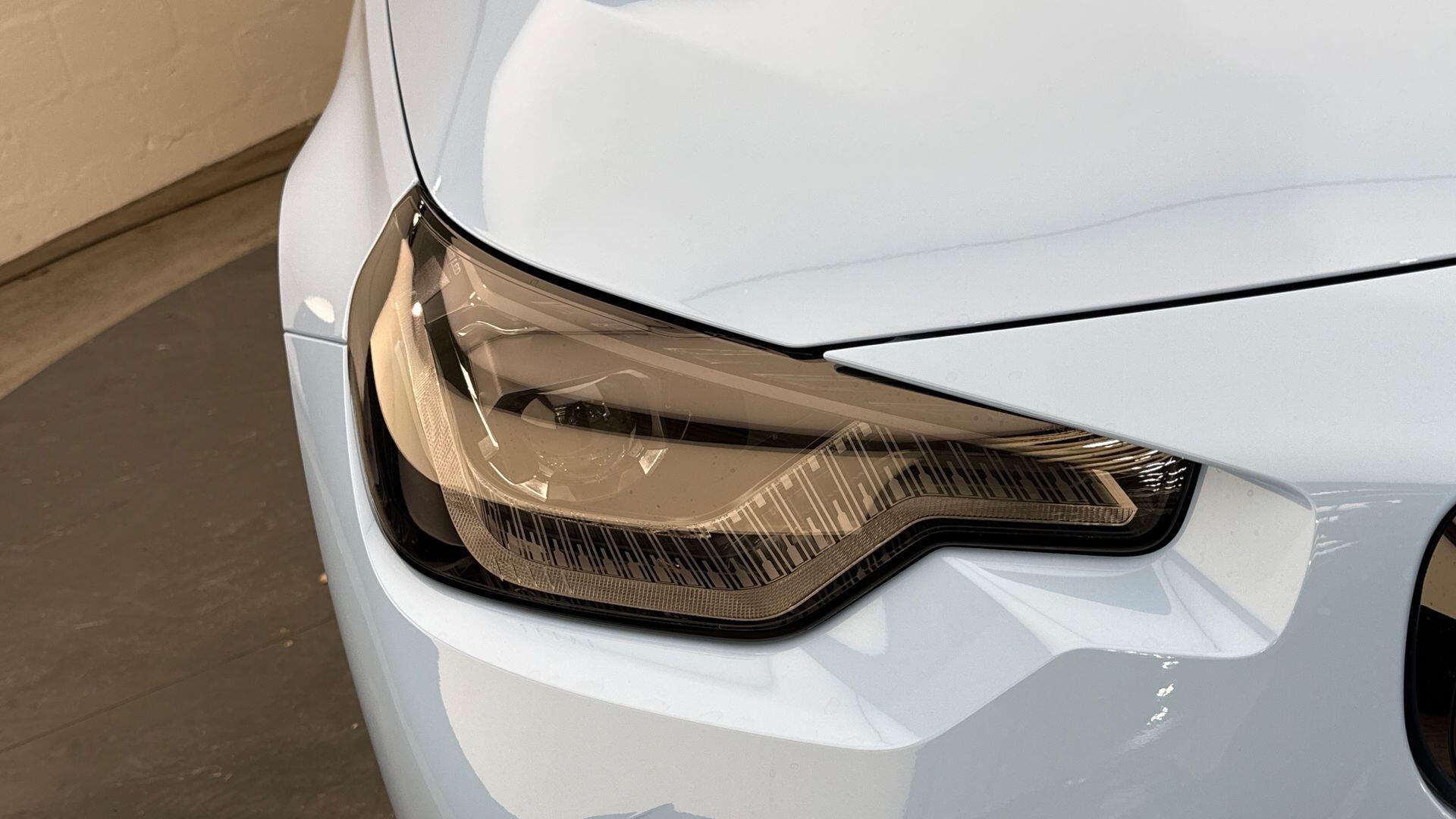BMW 2 Series view 22
