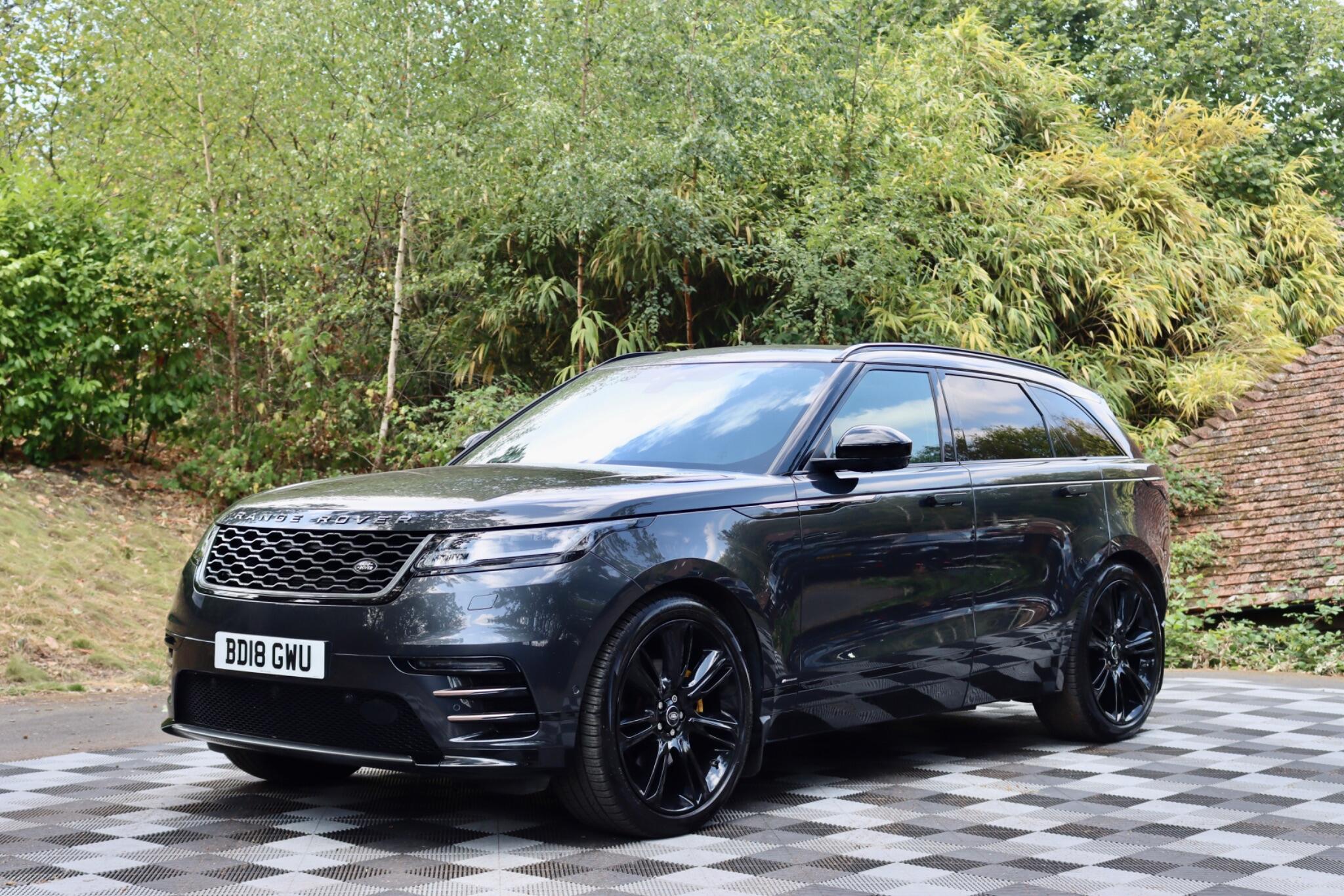Land Rover Range Rover Velar view 30