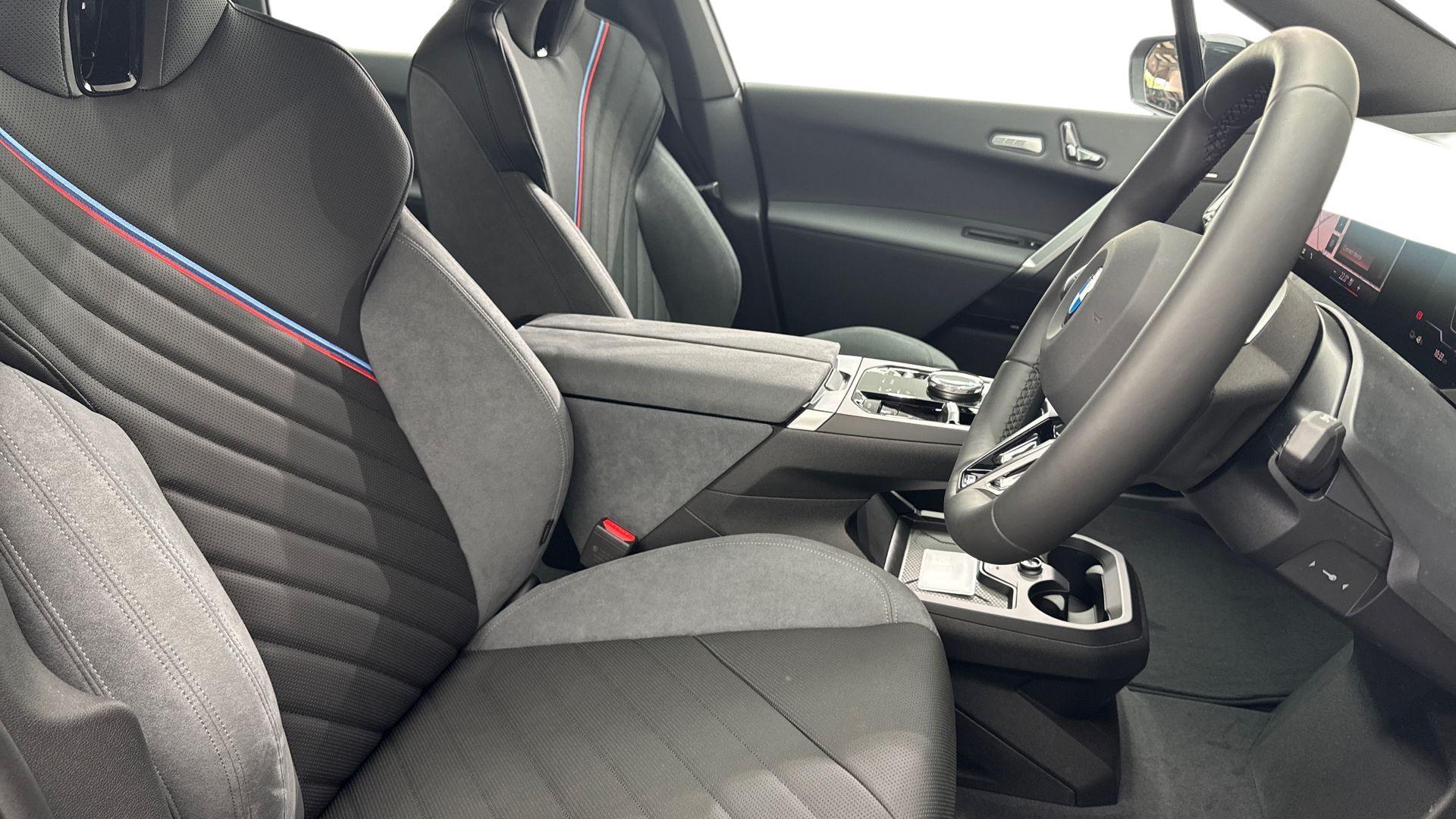 BMW iX view 11