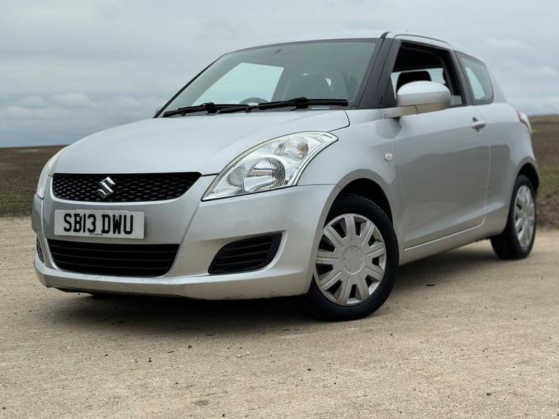 2013 Suzuki Swift image 2