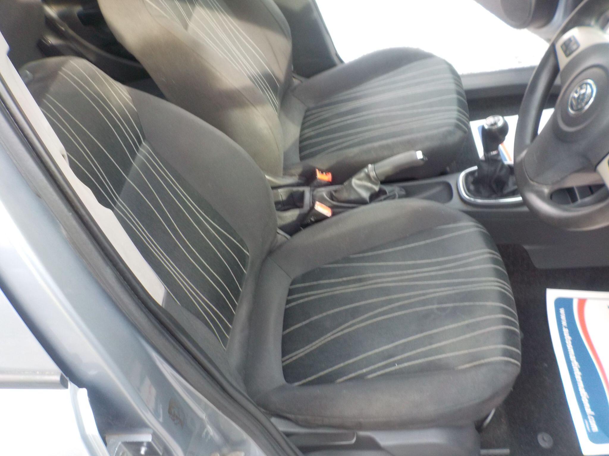 Vauxhall Corsa 1.4i 16v Club 5dr