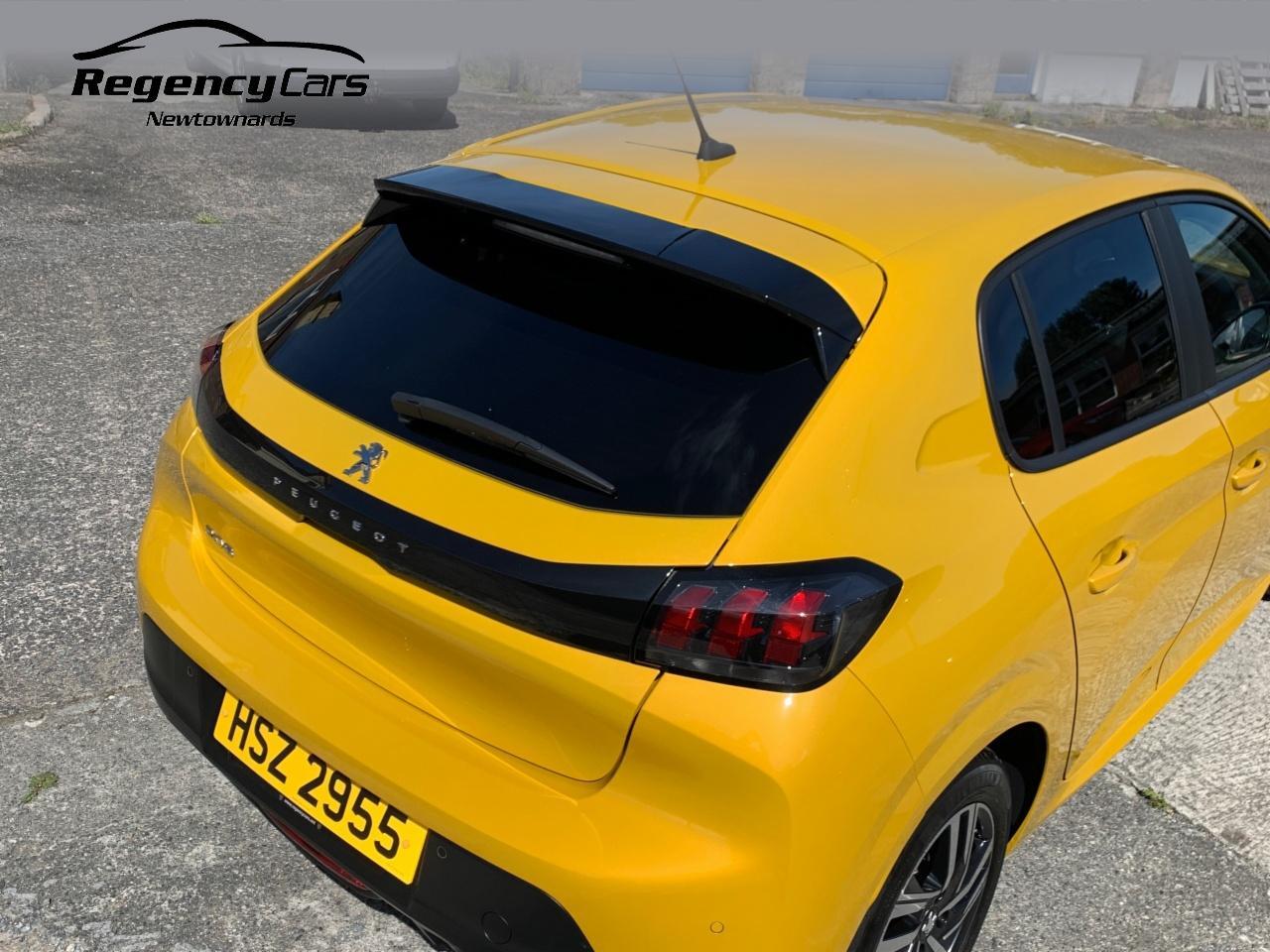 Peugeot 208 view 39