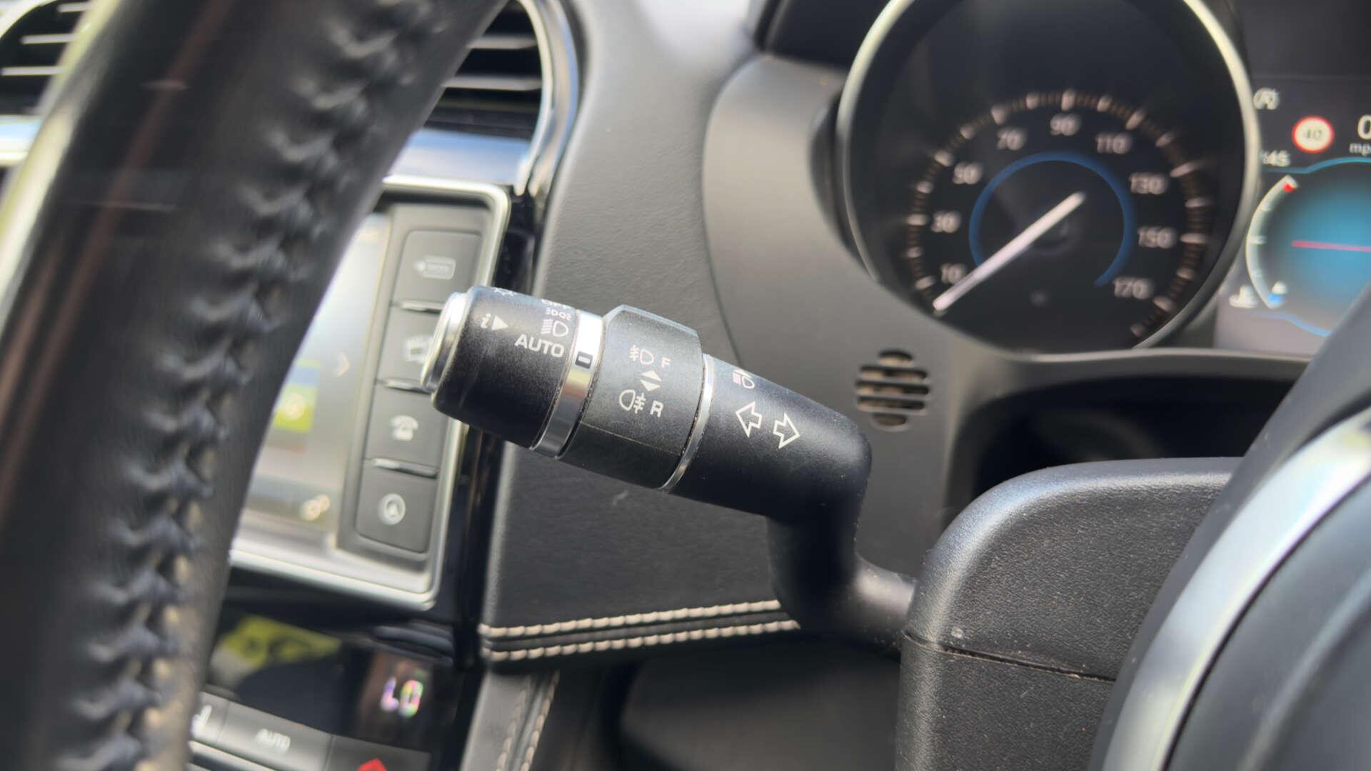 Jaguar F-Pace view 18
