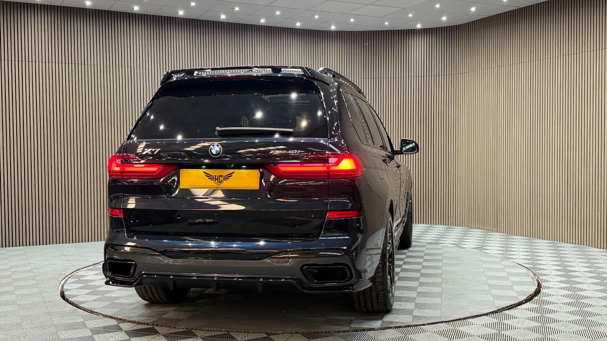 BMW X7 view 49