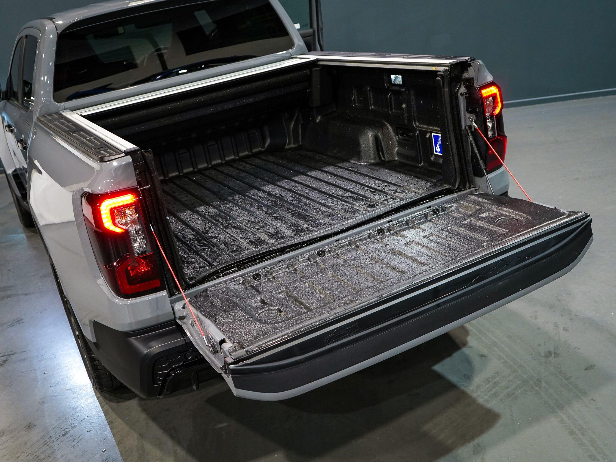 Ford Ranger view 32