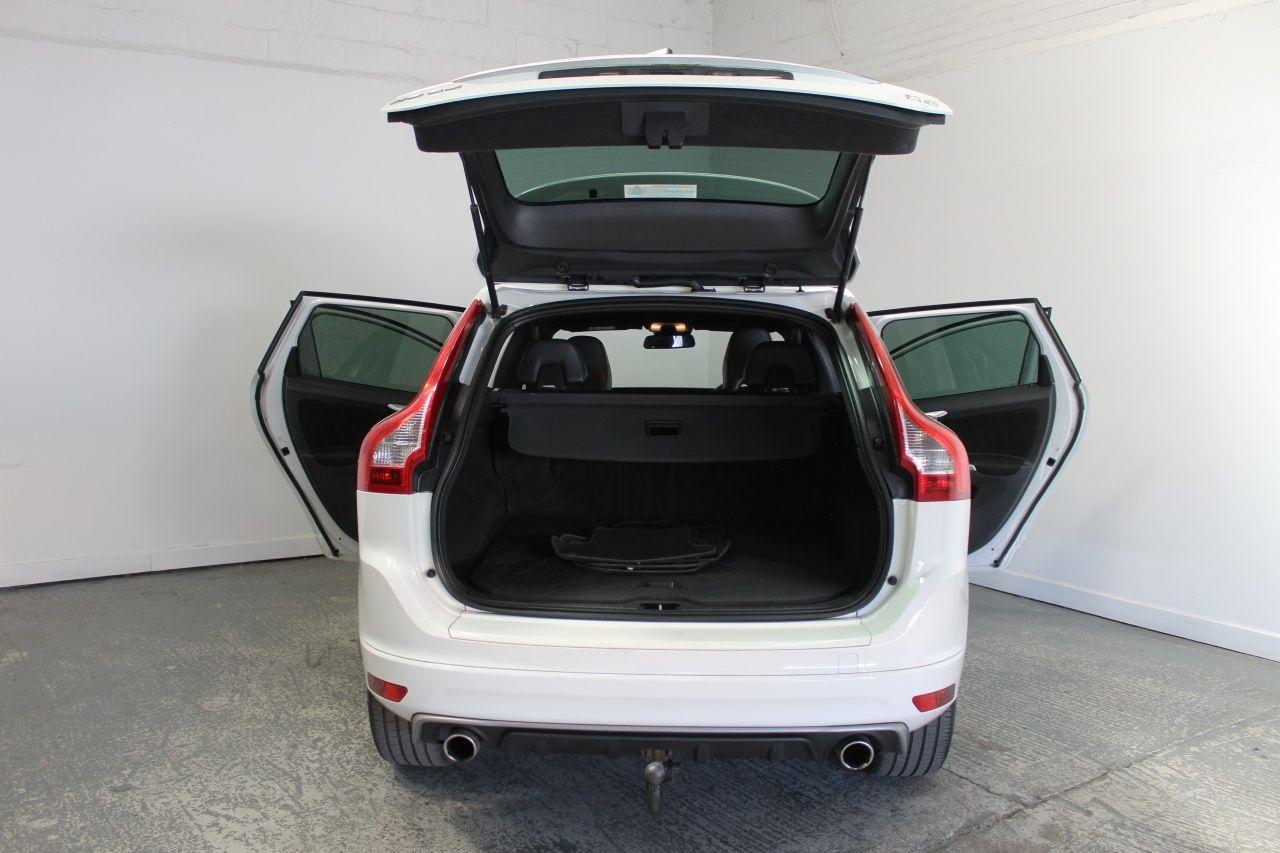 Volvo XC60 view 21